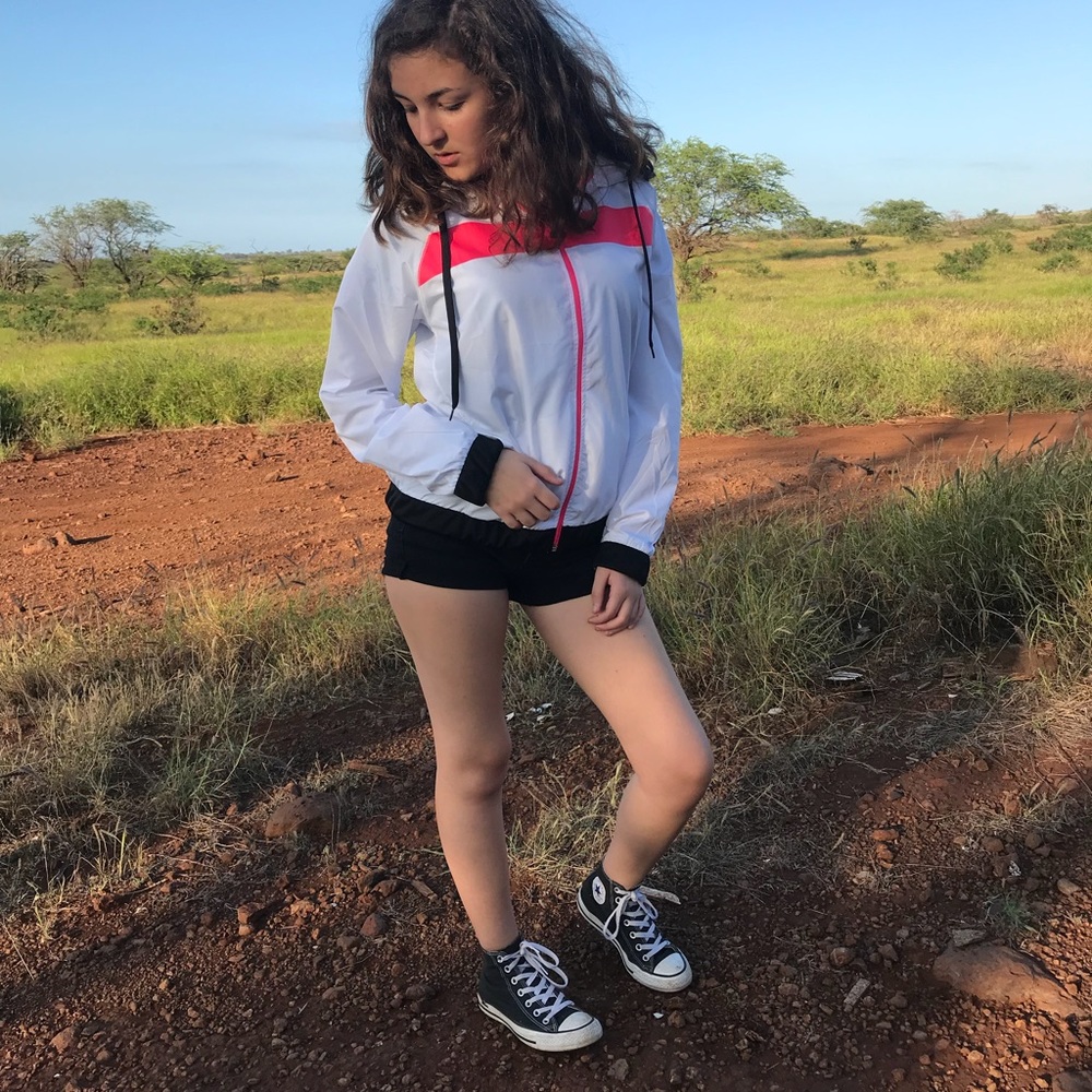 Cute rain jacket - Picture 2 of 2